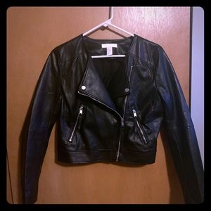 Cropped pleather jacket
